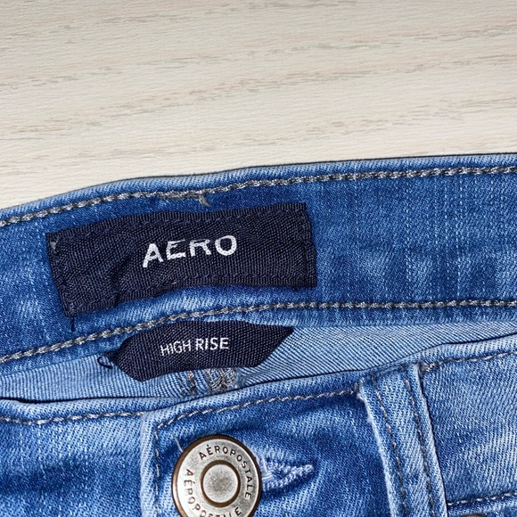 Aero Jeans - Picture 2 of 7
